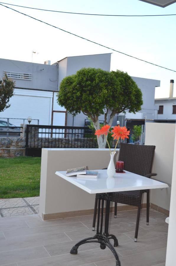 Cosy Apartments Daphne Daratsos Bagian luar foto