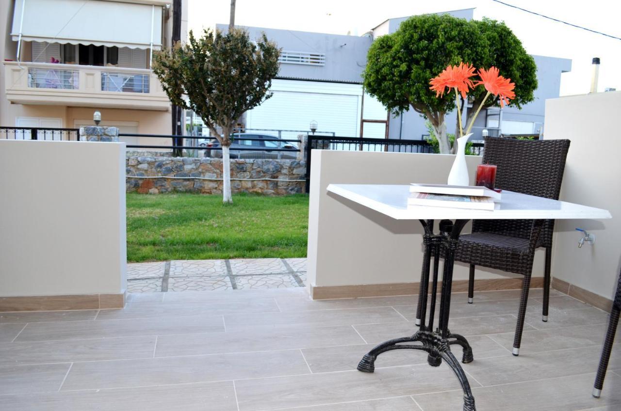 Cosy Apartments Daphne Daratsos Bagian luar foto