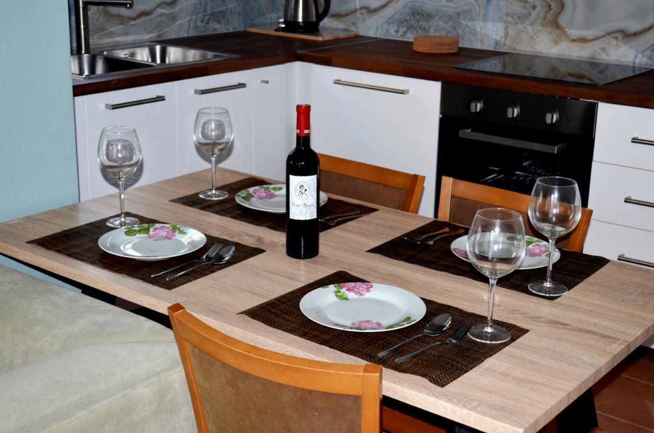 Cosy Apartments Daphne Daratsos Bagian luar foto