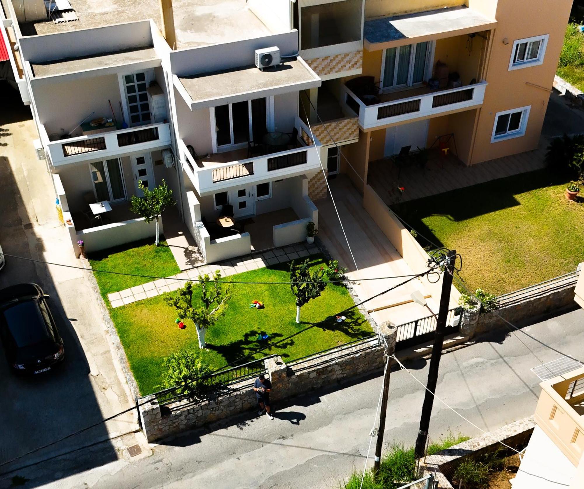 Cosy Apartments Daphne Daratsos Bagian luar foto