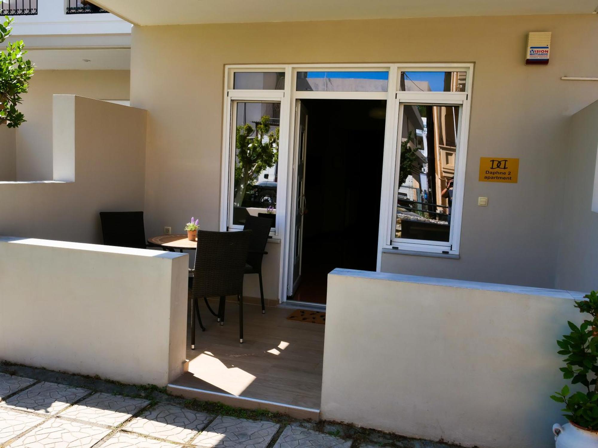 Cosy Apartments Daphne Daratsos Bagian luar foto